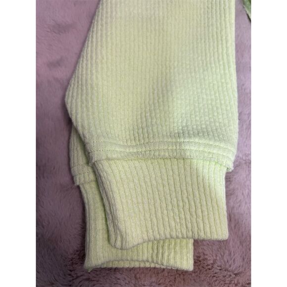Aerie Women's V-Neck Pullover Sweater Lime Green Size M - Picture 8 of 8